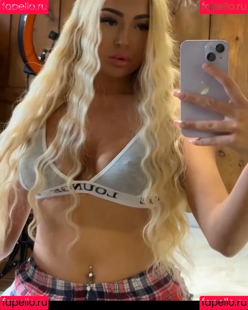 Valentina Onlyfans Photo Gallery 