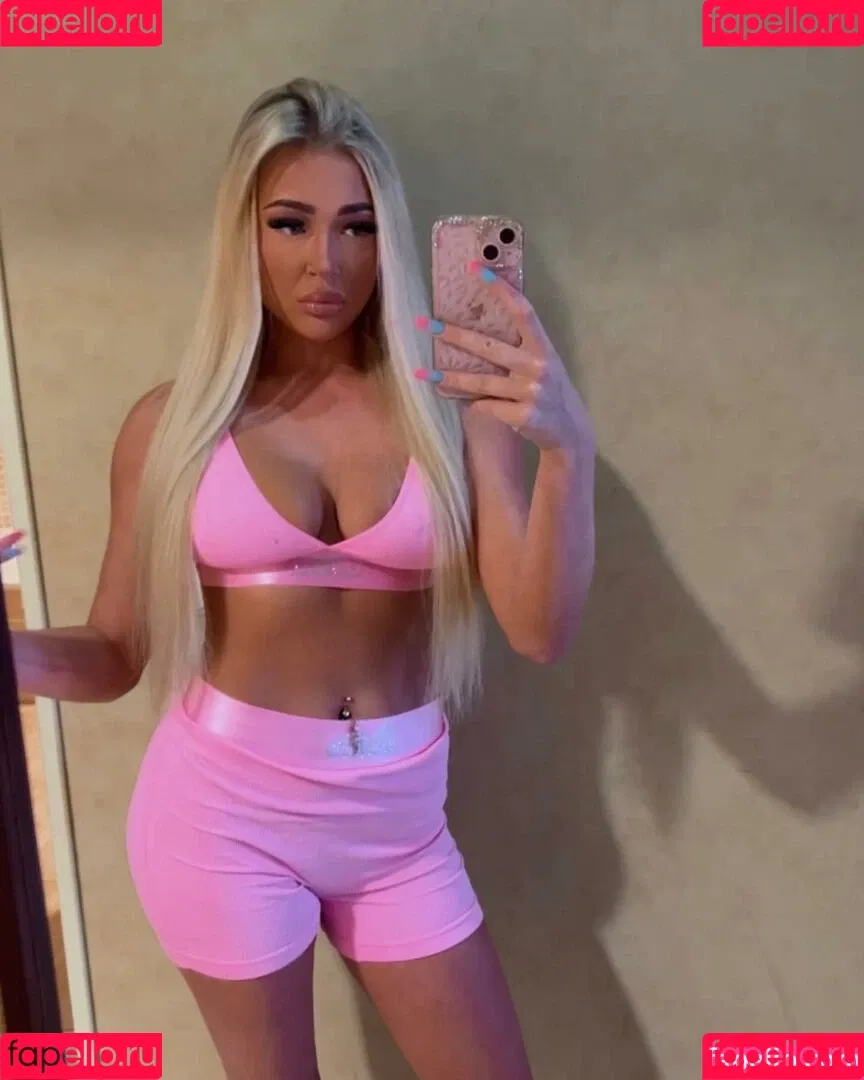 Valentina Onlyfans Photo Gallery 