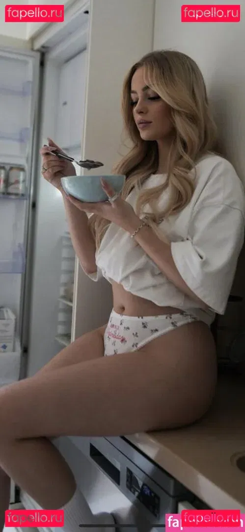 Zclina Onlyfans Photo Gallery 