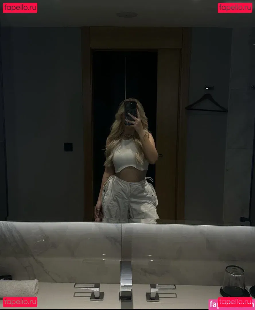 Zclina Onlyfans Photo Gallery 