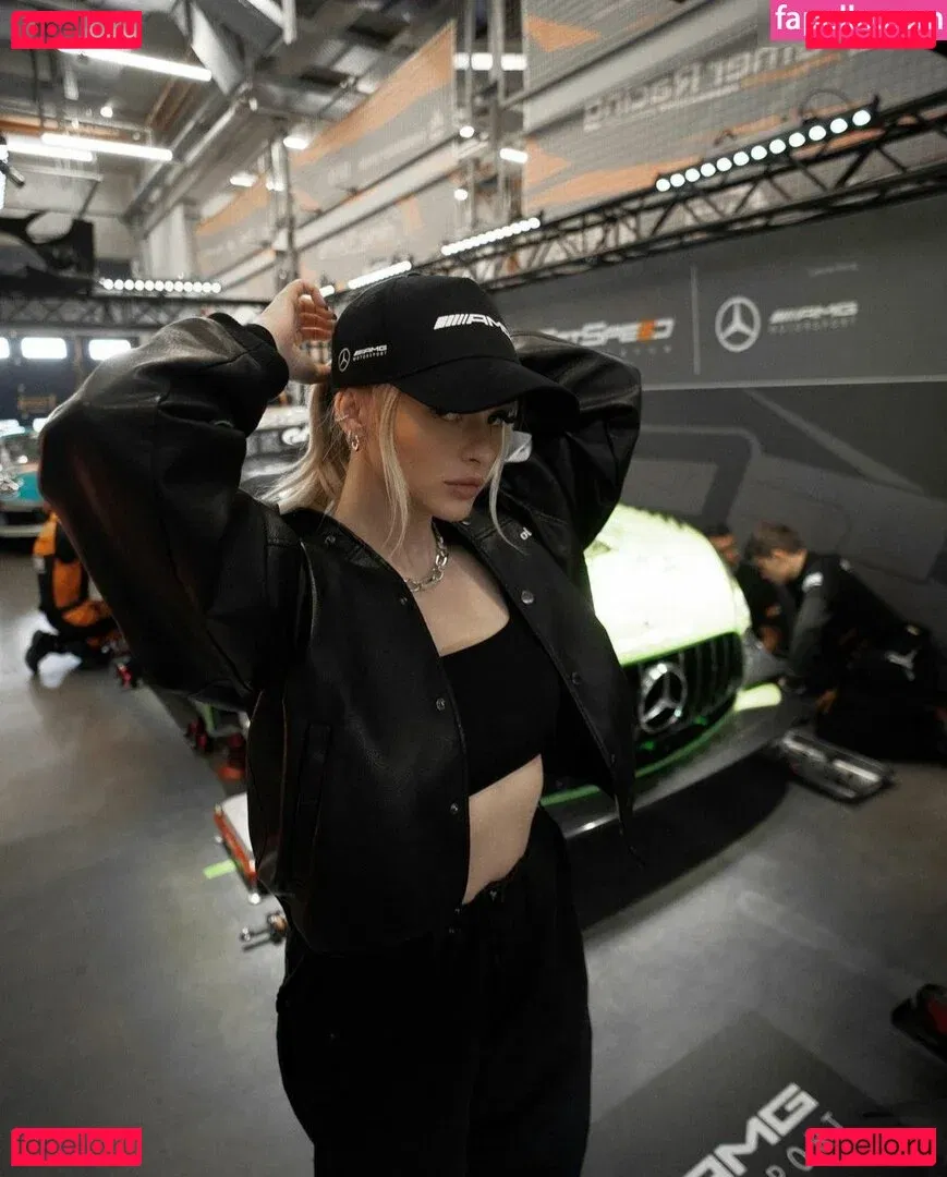 Zclina Onlyfans Photo Gallery 