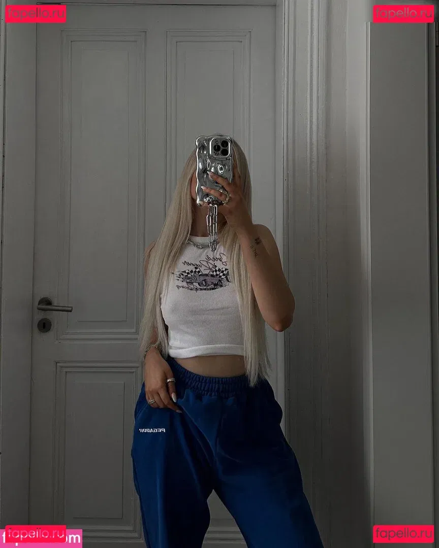 Zclina Onlyfans Photo Gallery 