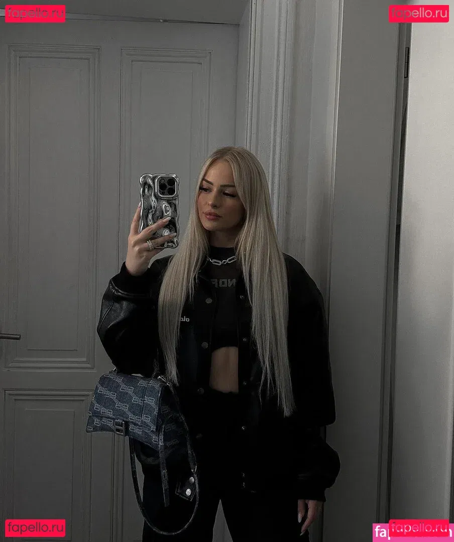 Zclina Onlyfans Photo Gallery 