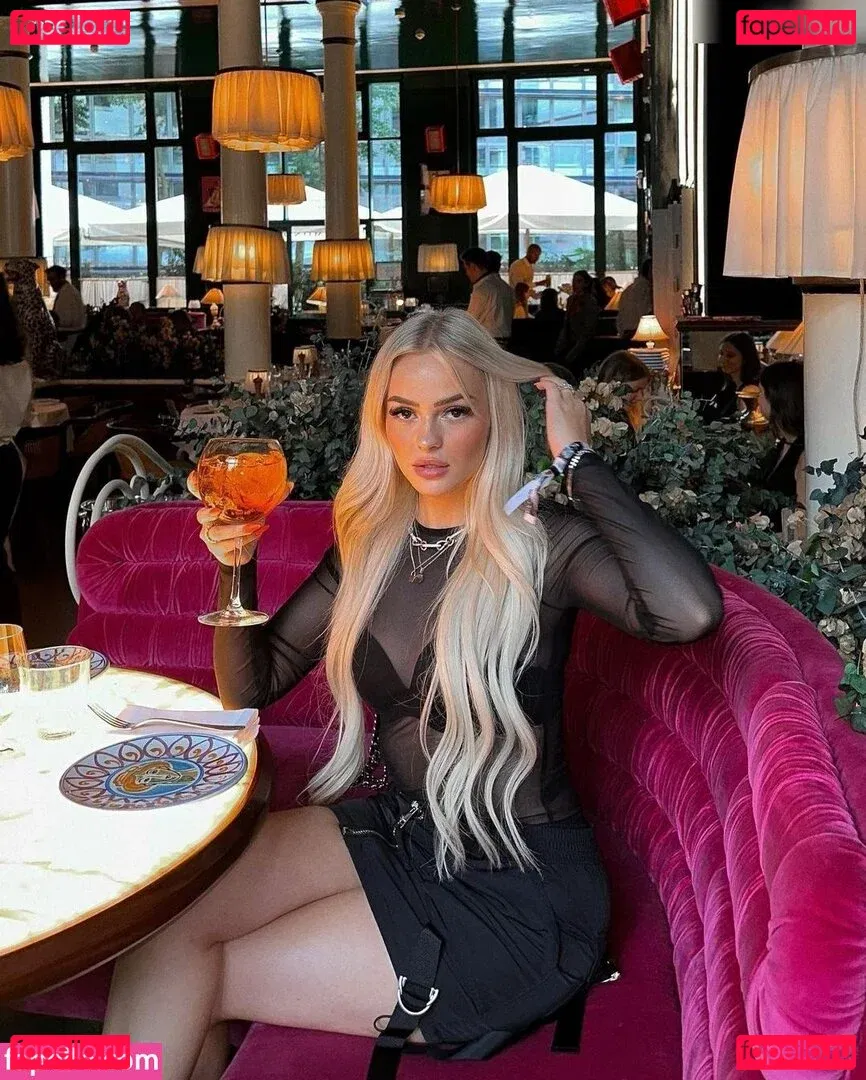 Zclina Onlyfans Photo Gallery 