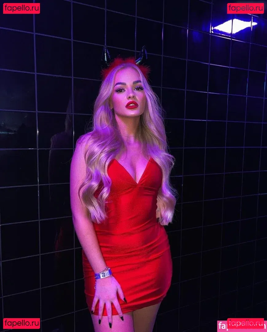 Zclina Onlyfans Photo Gallery 