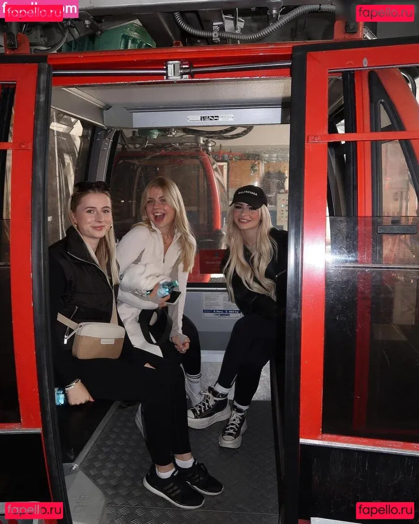 Zclina Onlyfans Photo Gallery 