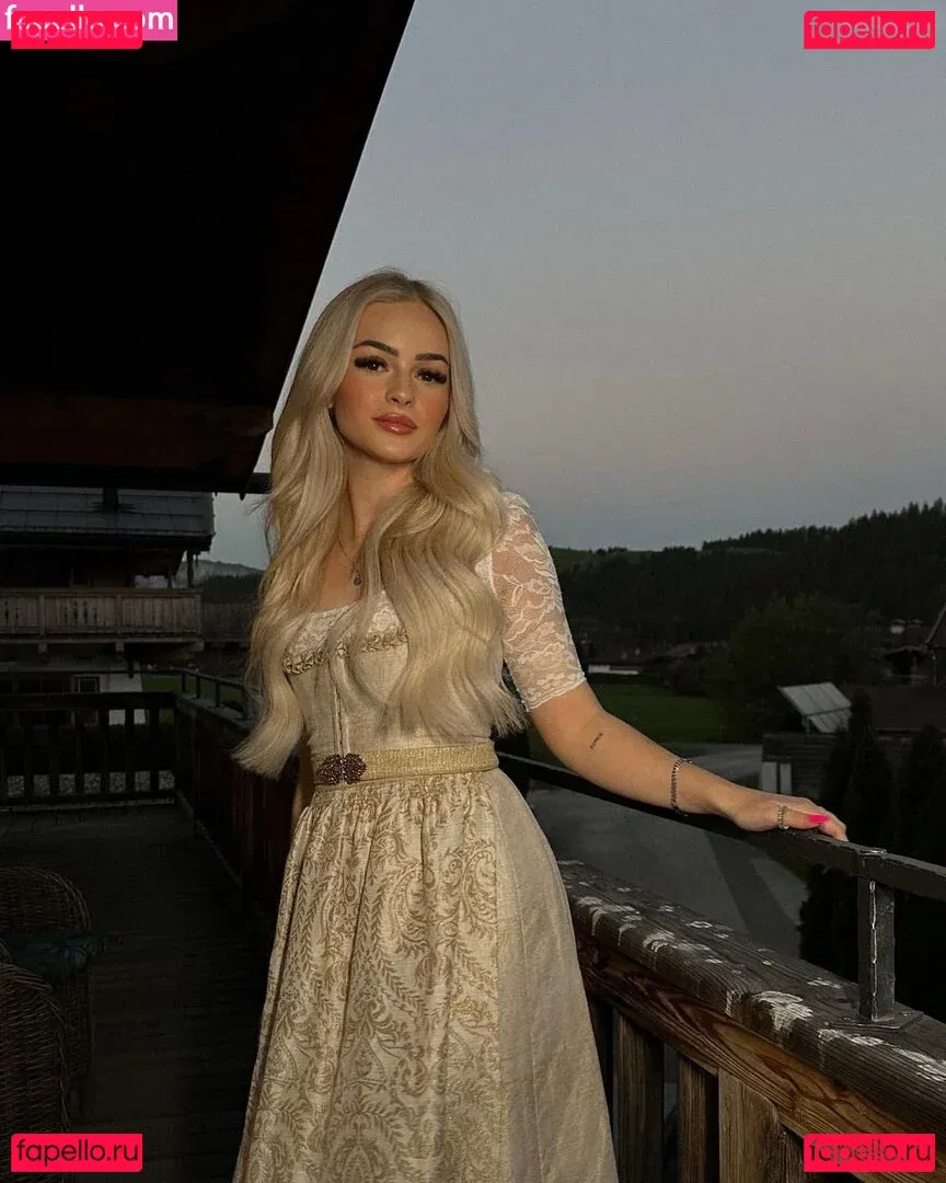 Zclina Onlyfans Photo Gallery 