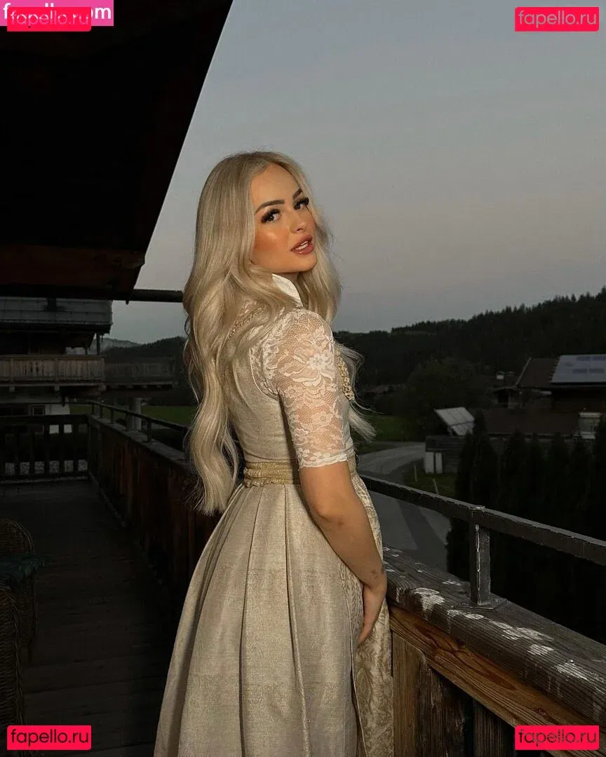 Zclina Onlyfans Photo Gallery 