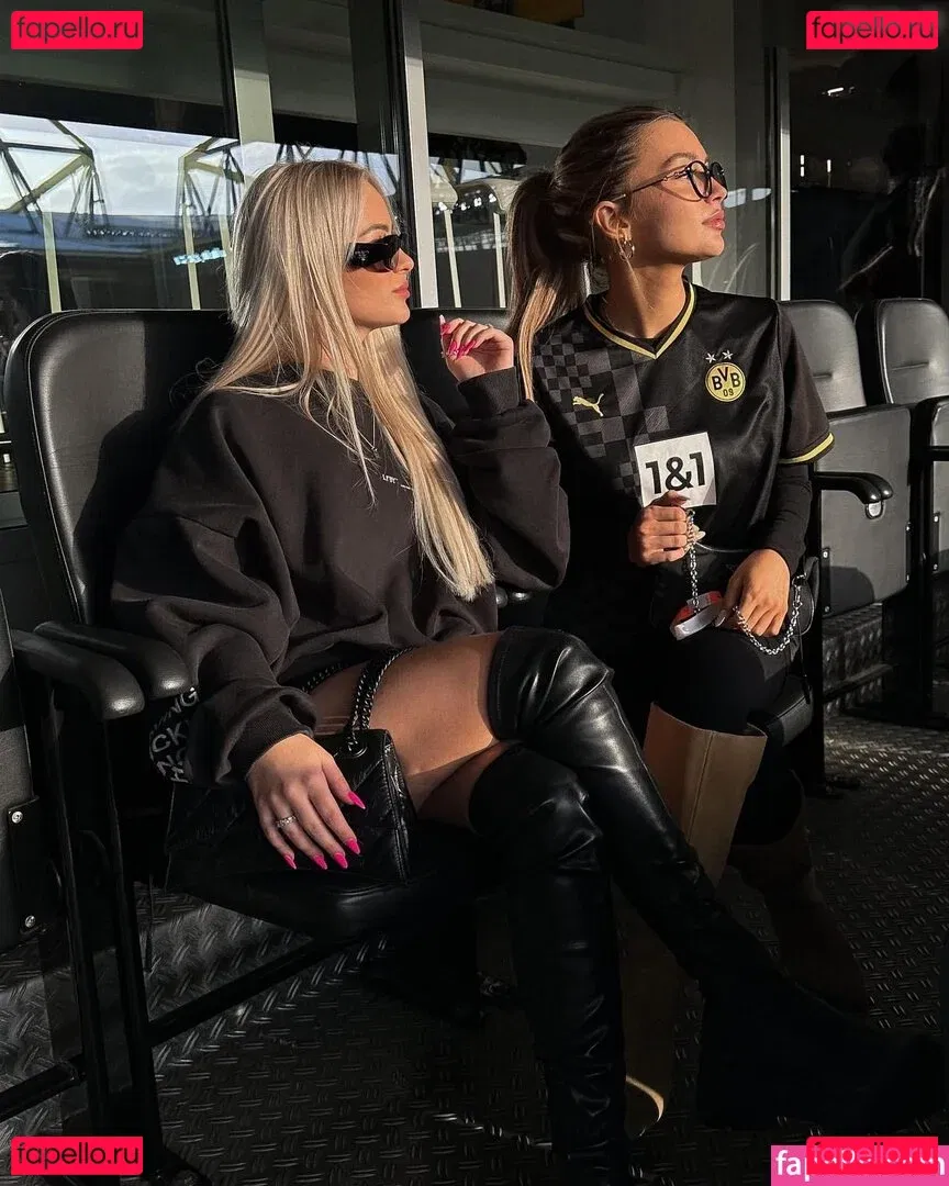 Zclina Onlyfans Photo Gallery 