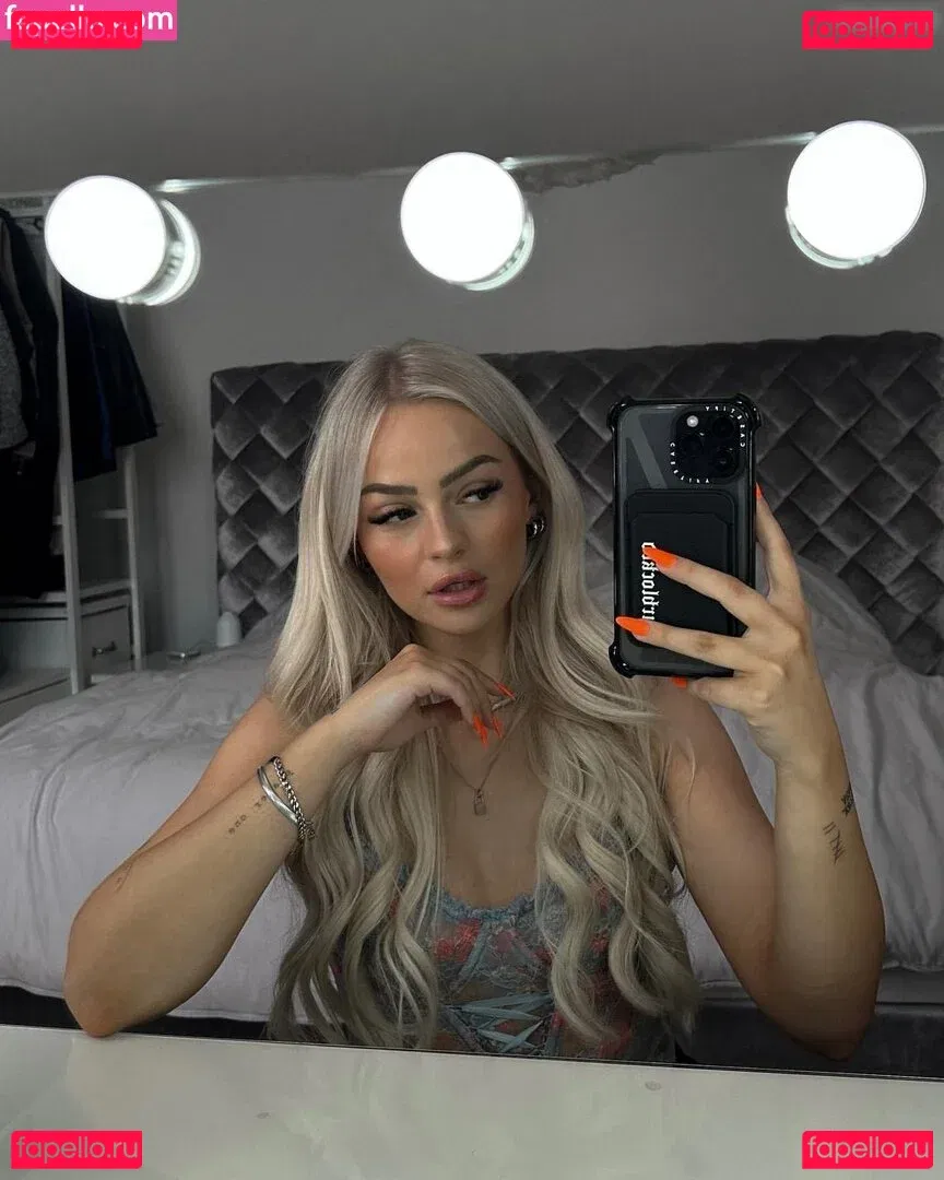 Zclina Onlyfans Photo Gallery 