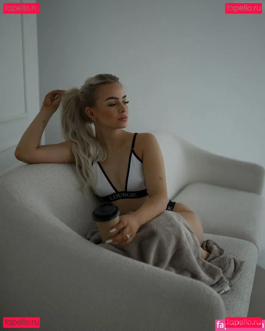 Zclina Onlyfans Photo Gallery 