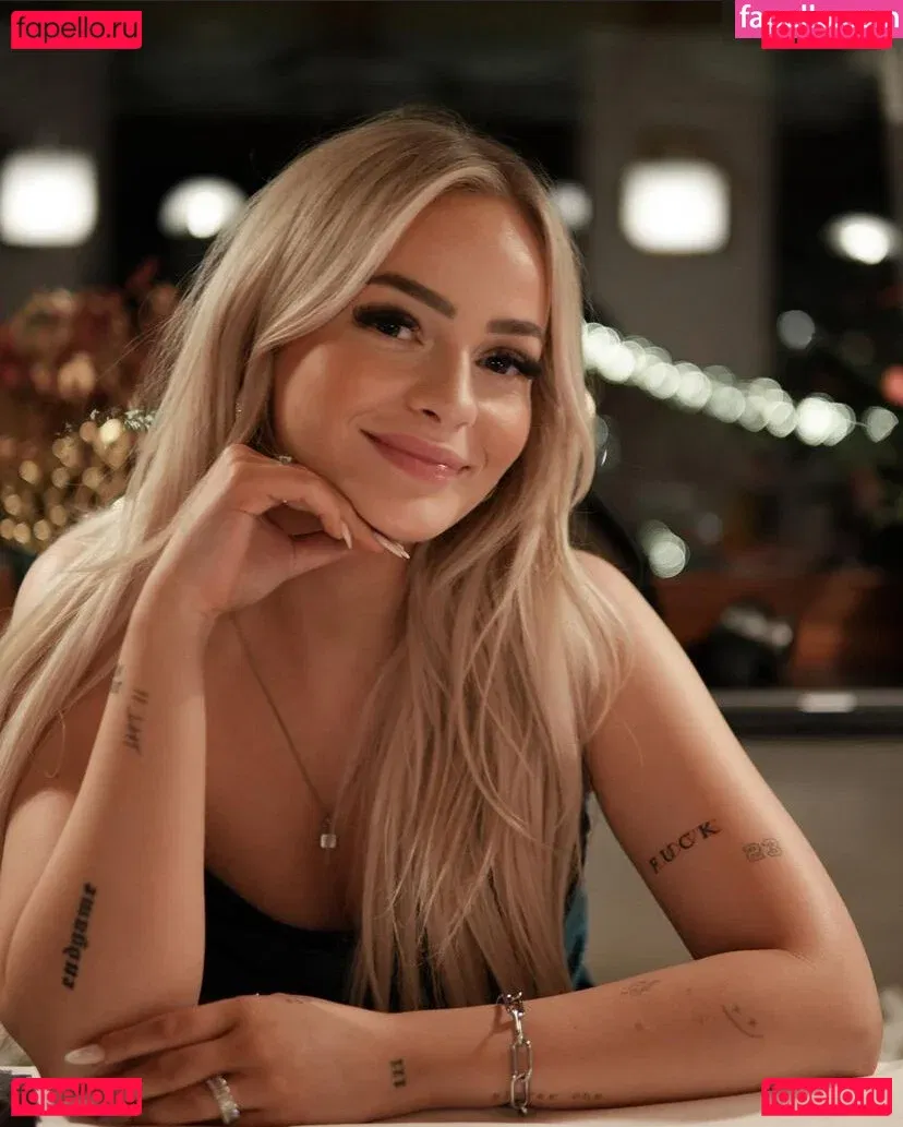 Zclina Onlyfans Photo Gallery 