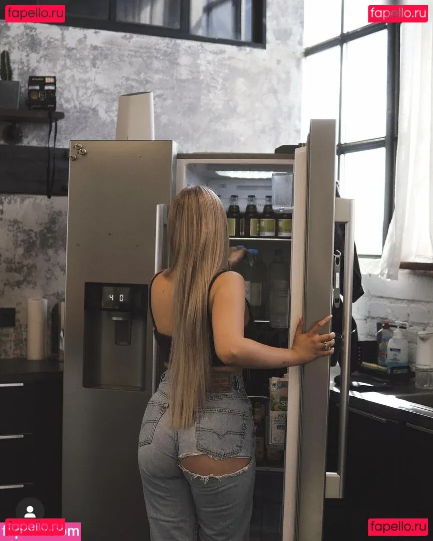 Zclina Onlyfans Photo Gallery 