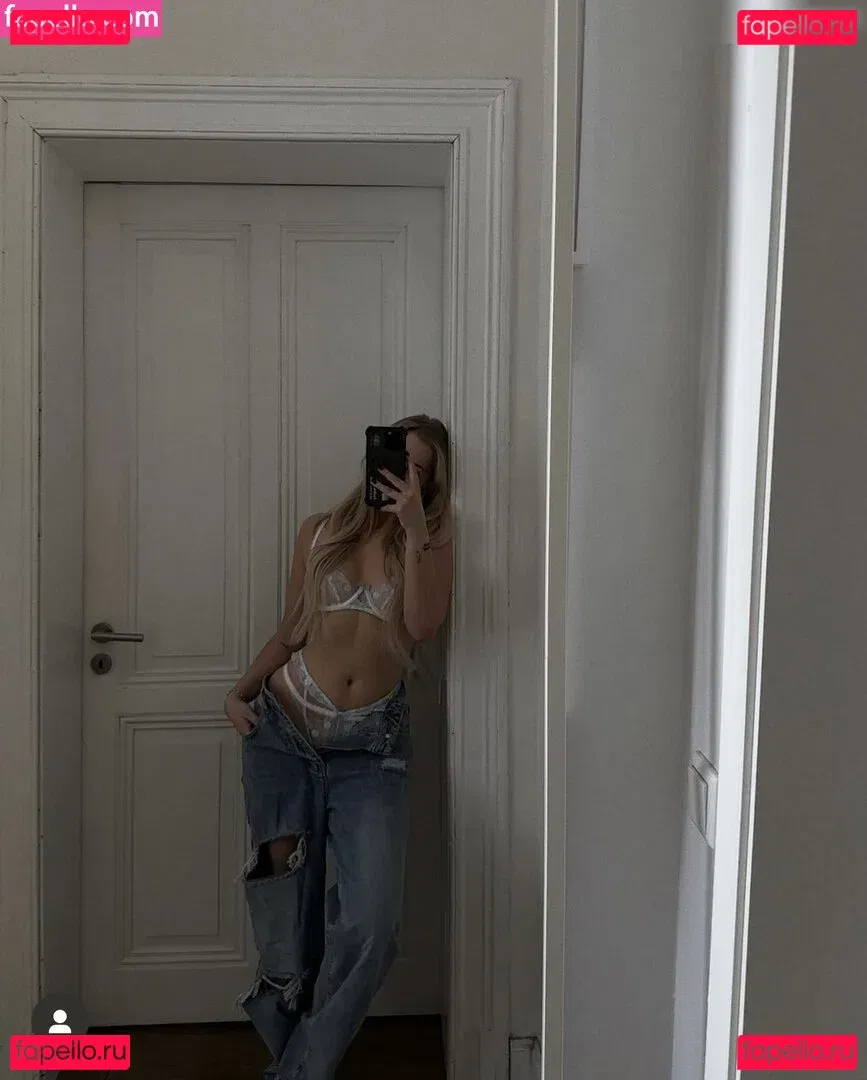 Zclina Onlyfans Photo Gallery 