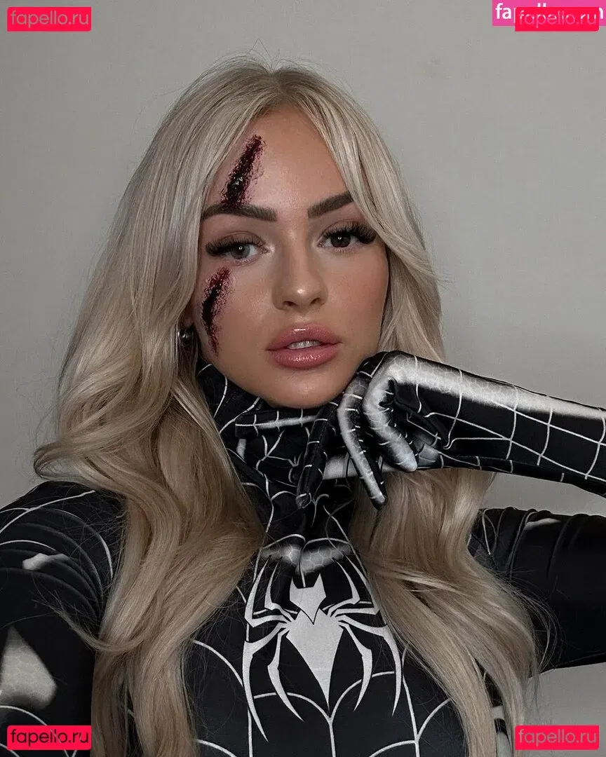 Zclina Onlyfans Photo Gallery 