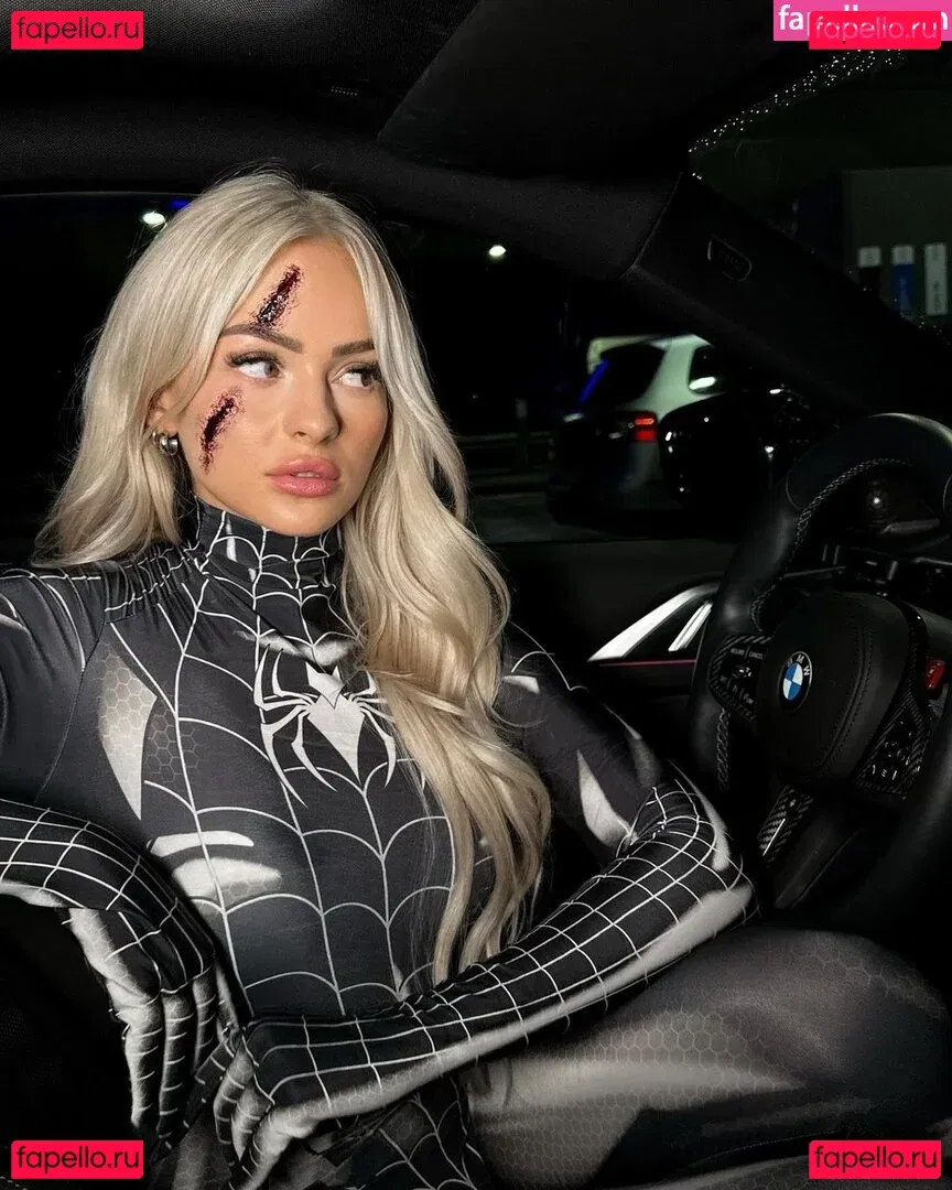 Zclina Onlyfans Photo Gallery 