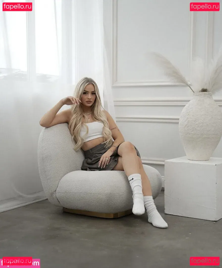 Zclina Onlyfans Photo Gallery 