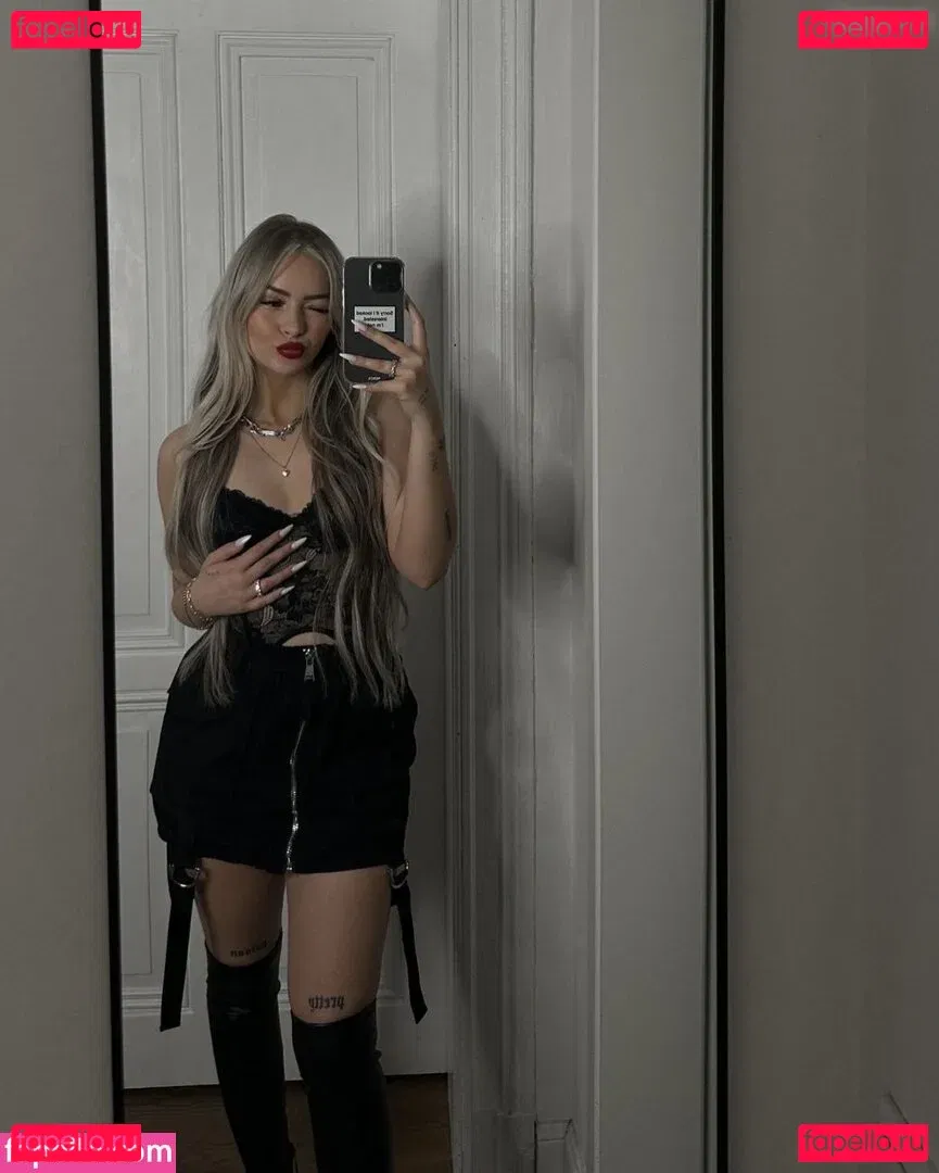 Zclina Onlyfans Photo Gallery 