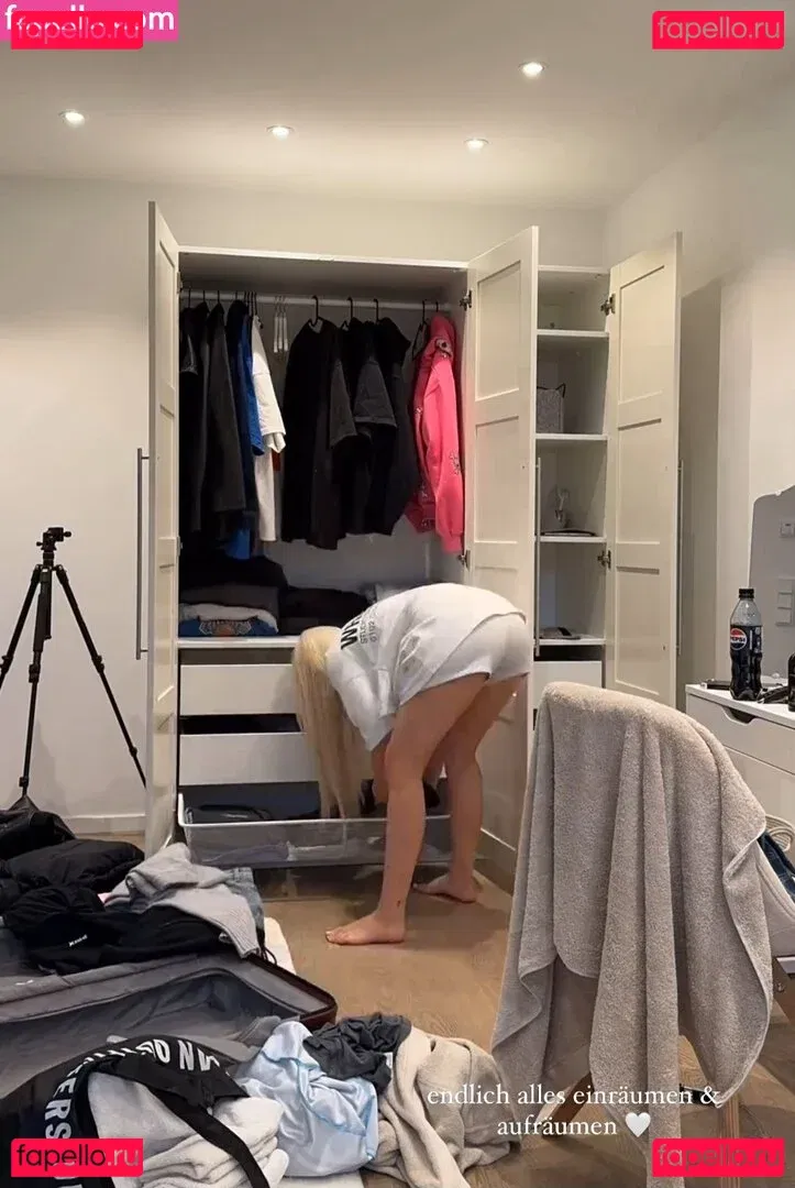 Zclina Onlyfans Photo Gallery 