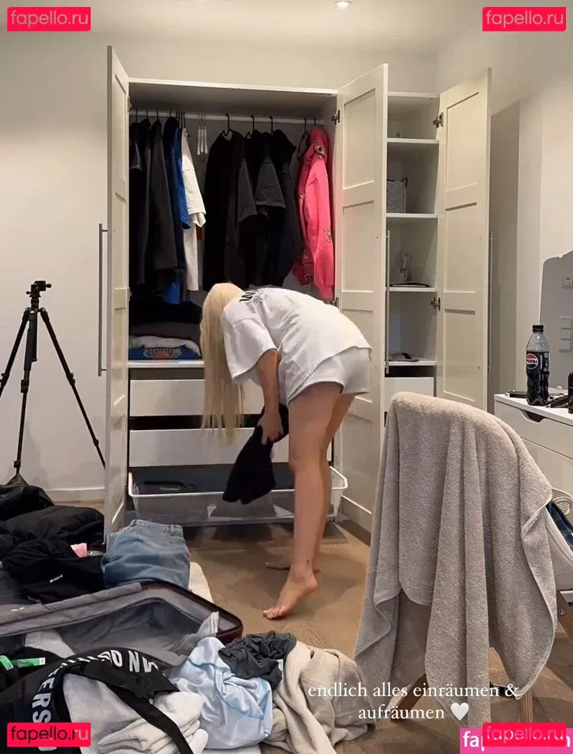 Zclina Onlyfans Photo Gallery 