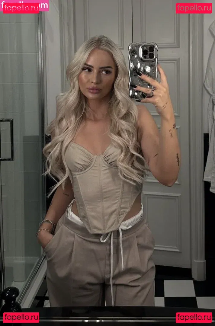 Zclina Onlyfans Photo Gallery 