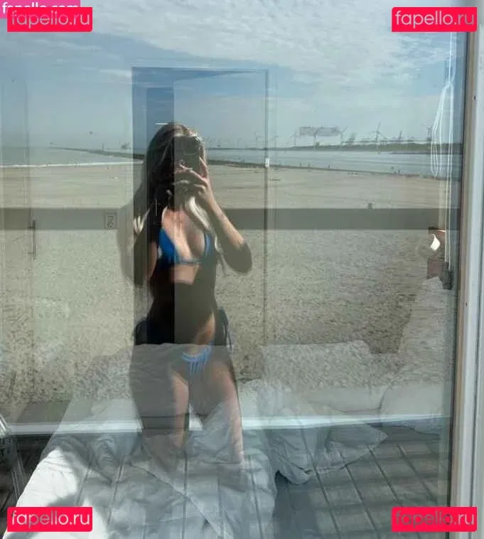 Zclina Onlyfans Photo Gallery 