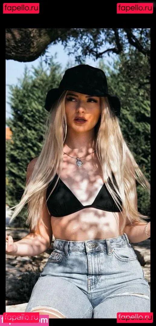 Zclina Onlyfans Photo Gallery 