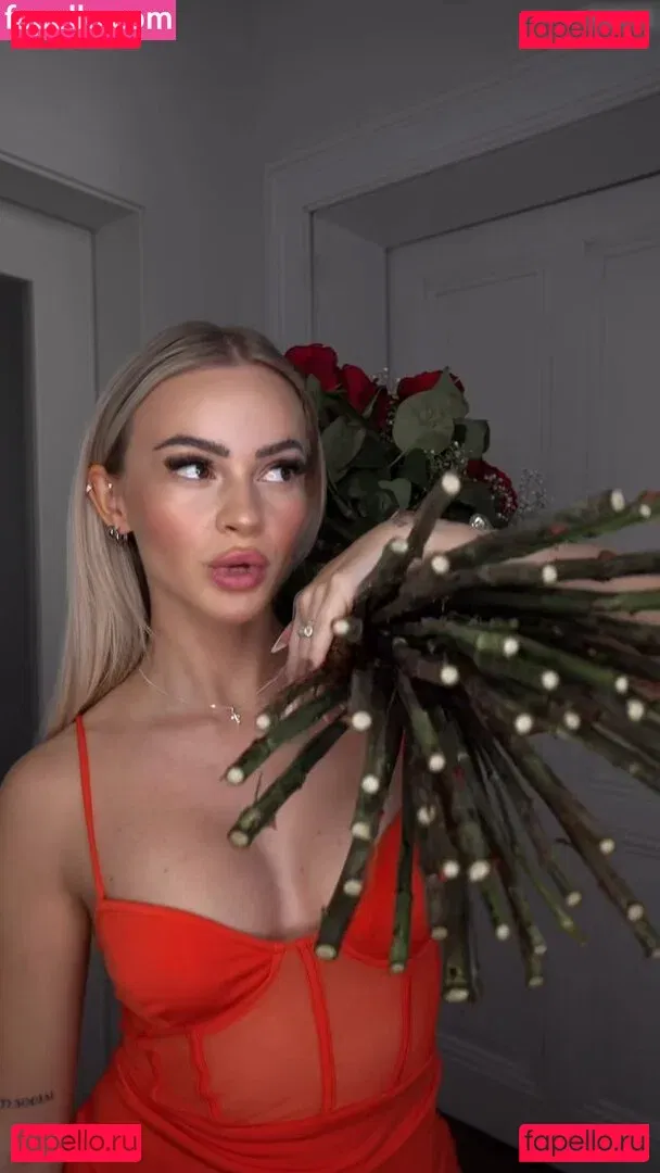 Zclina Onlyfans Photo Gallery 