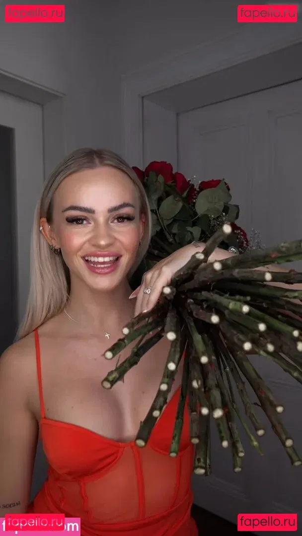 Zclina Onlyfans Photo Gallery 