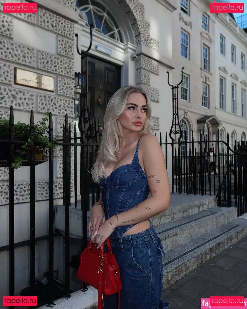 Zclina Onlyfans Photo Gallery 