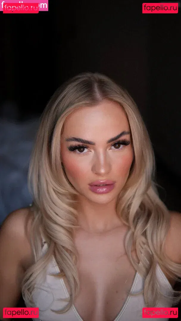 Zclina Onlyfans Photo Gallery 