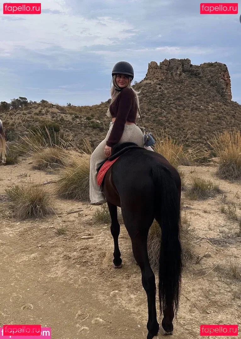 Zclina Onlyfans Photo Gallery 