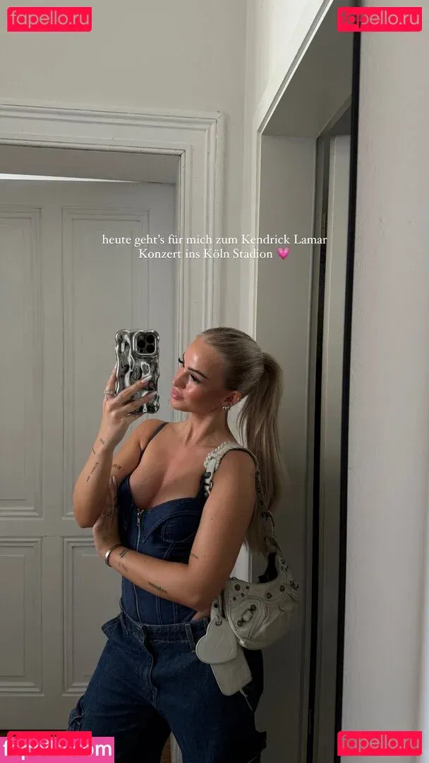 Zclina Onlyfans Photo Gallery 