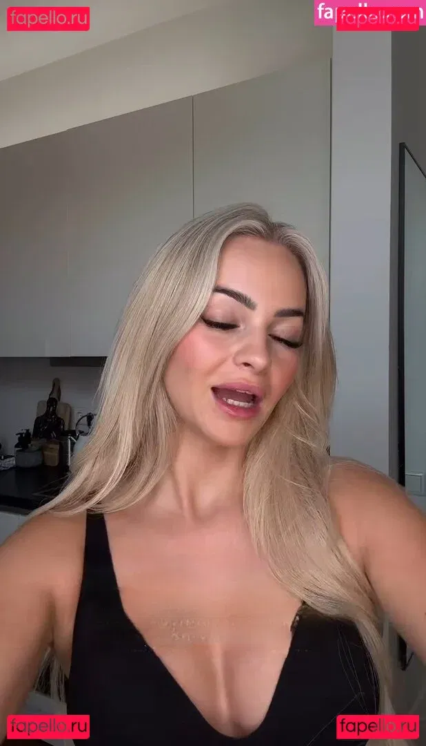 Zclina Onlyfans Photo Gallery 