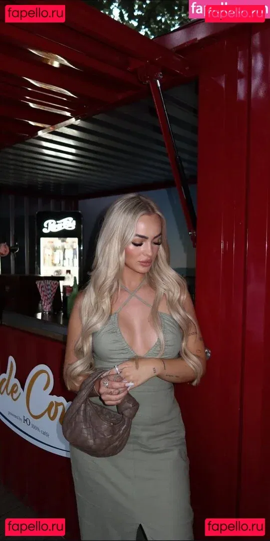 Zclina Onlyfans Photo Gallery 