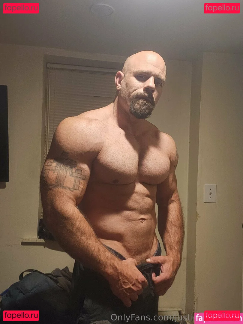 justinmetrando Onlyfans Photo Gallery 