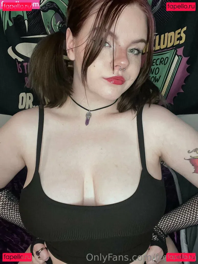 freesyrin Onlyfans Photo Gallery 