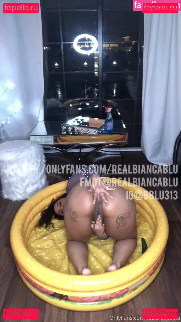 realbiancablu Onlyfans Photo Gallery 