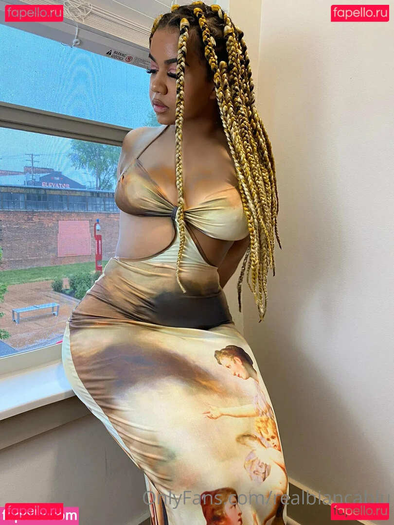 realbiancablu Onlyfans Photo Gallery 