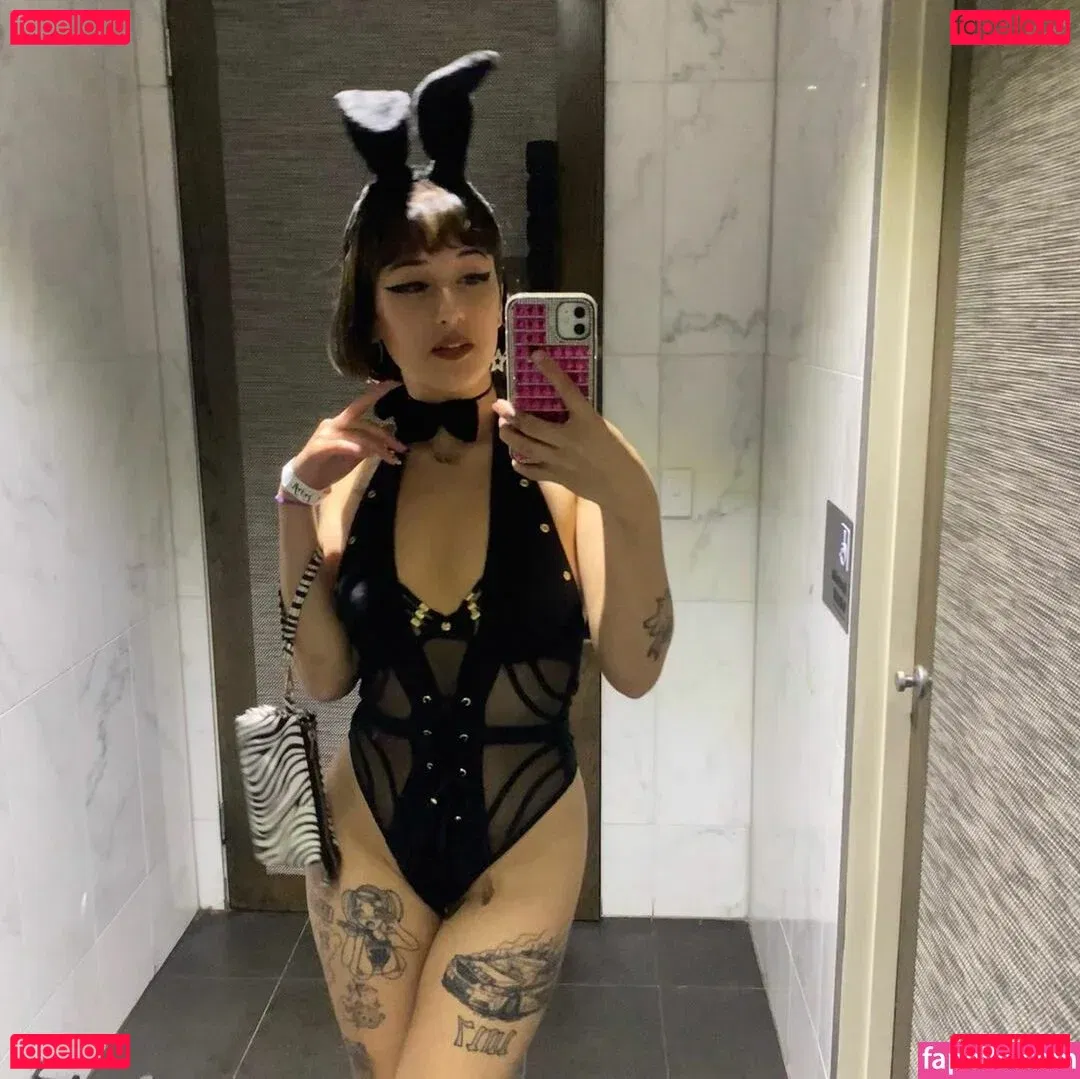 Yung Gemmy Onlyfans Photo Gallery 