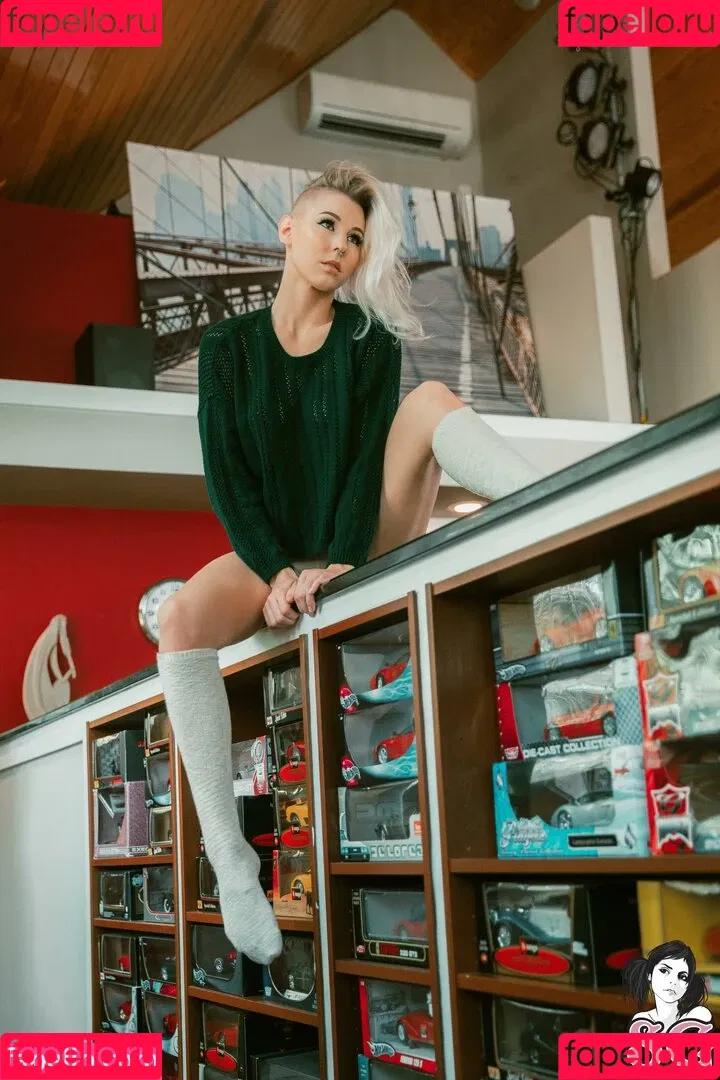 kayottie Onlyfans Photo Gallery 