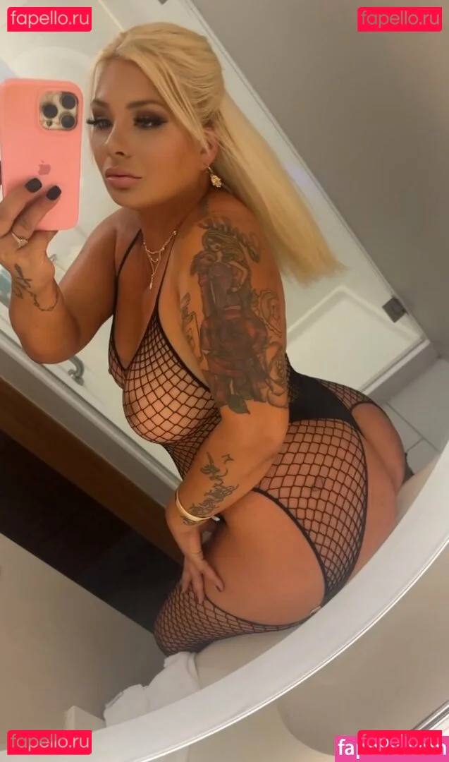 London Rose Onlyfans Photo Gallery 