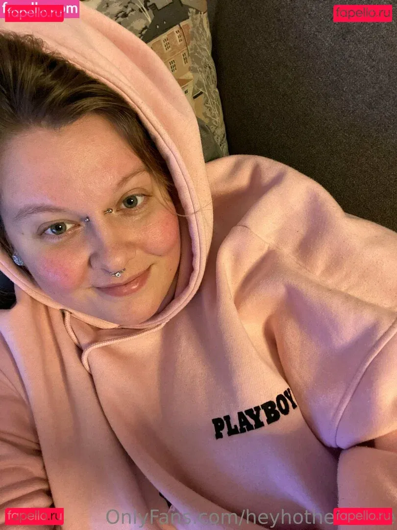 heyhotheidifree Onlyfans Photo Gallery 