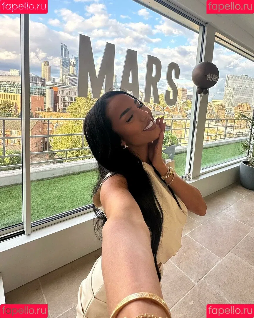 Arianna Ajtar Onlyfans Photo Gallery 