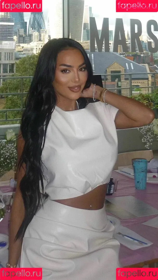 Arianna Ajtar Onlyfans Photo Gallery 
