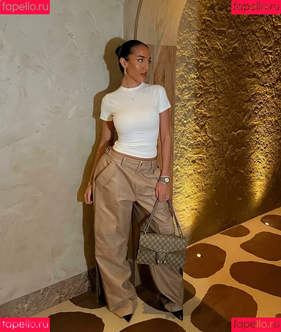 Arianna Ajtar Onlyfans Photo Gallery 