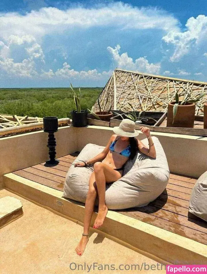 Beth Oliver Onlyfans Photo Gallery 