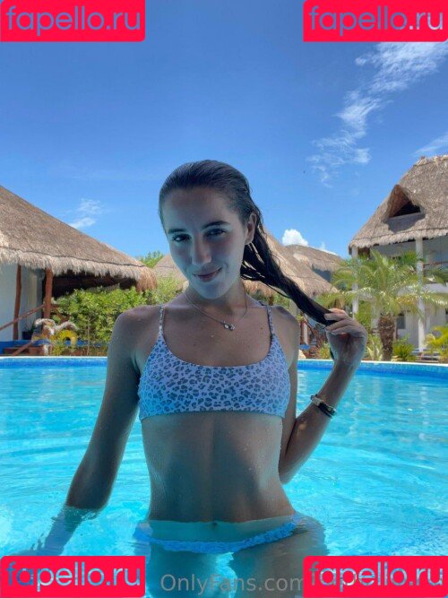 Beth Oliver Onlyfans Photo Gallery 