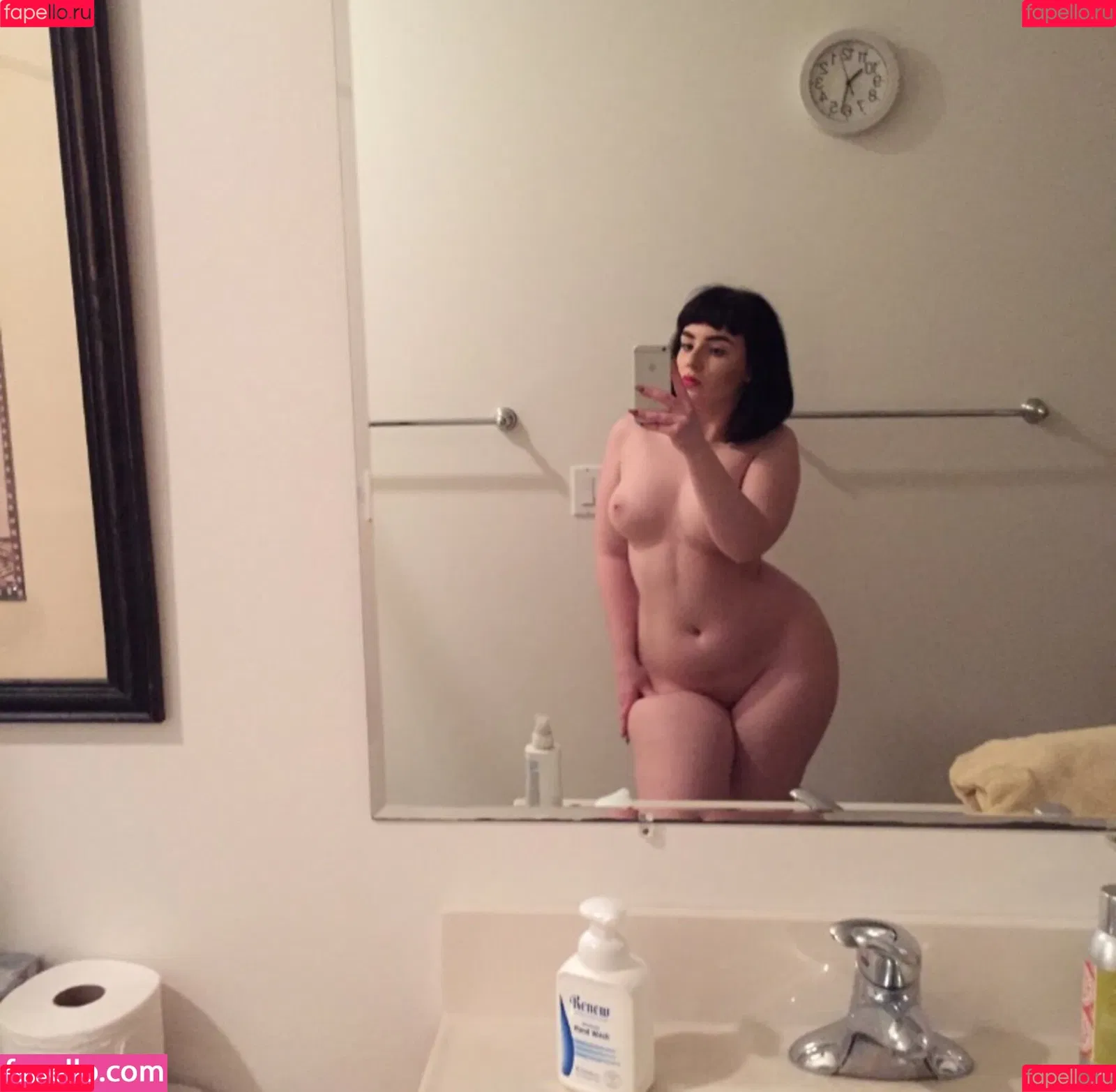 sadgalbri Onlyfans Photo Gallery 