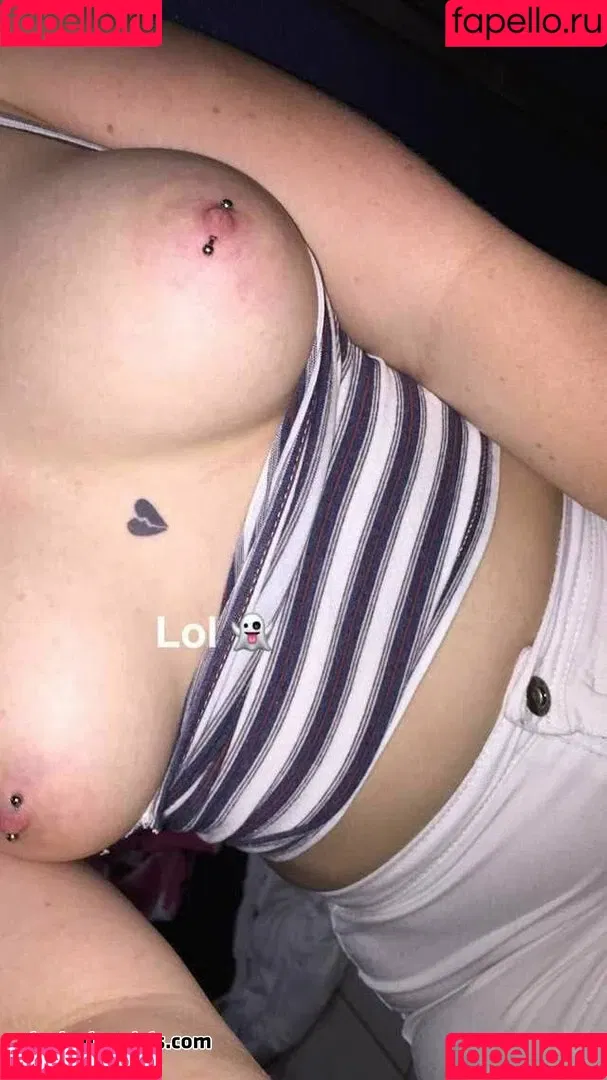 sadgalbri Onlyfans Photo Gallery 